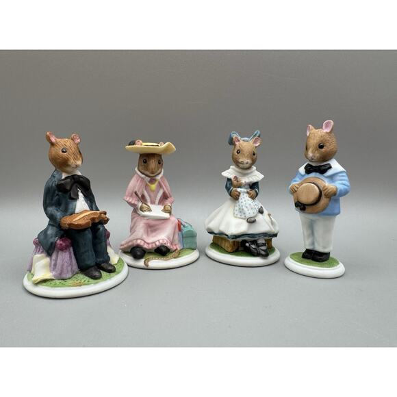 Vintage 1985 Franklin Mint Woodmouse Family Porcelain Figurines - Picture 1 of 7